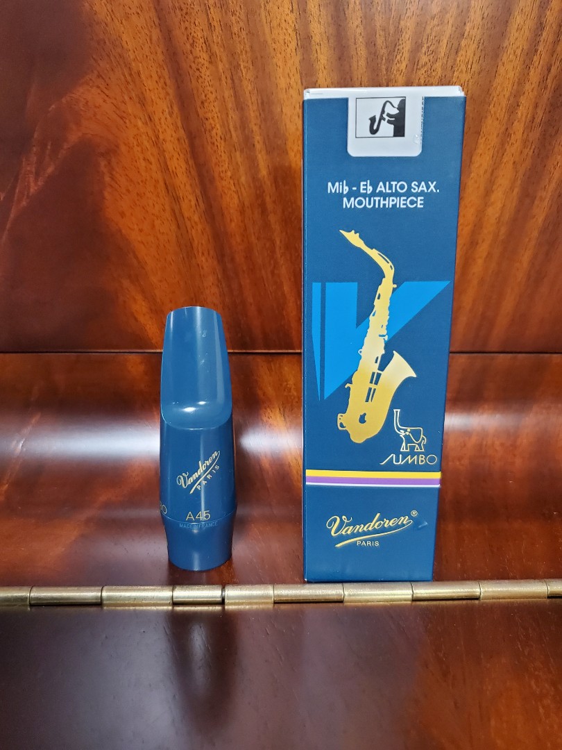Bec Jumbo JAVA Blue Ebonite pour saxophone alto - Vandoren Paris