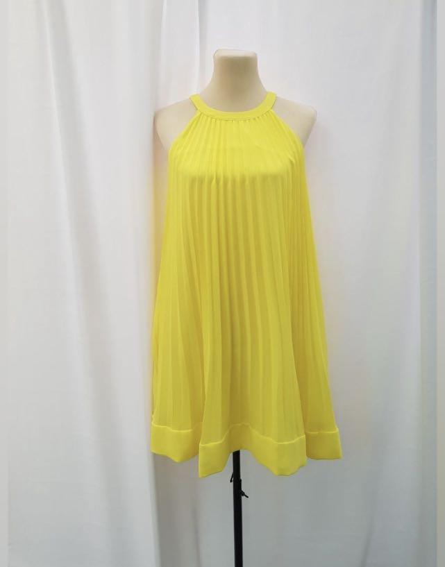 Yellow pleated dress zara clearance