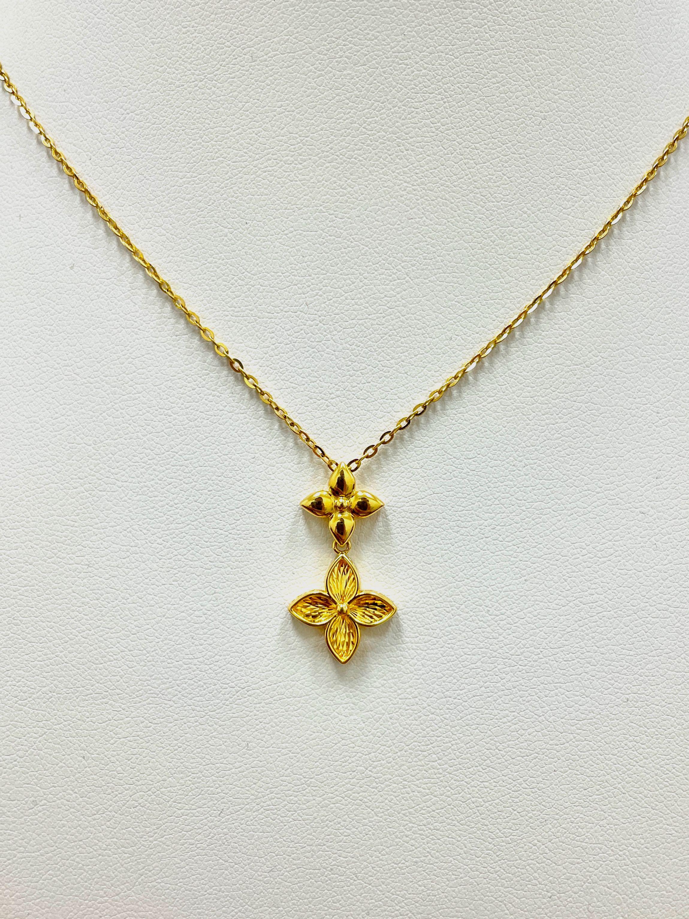Gold discount flowers necklace