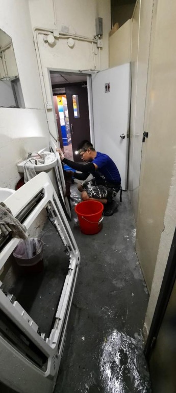 專業清洗冷氣維修服務✅62859981491715111
