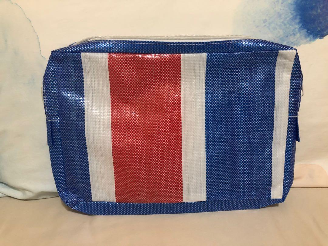 香港經典特色又一山人無處不在紅藍白袋手拿包Hong Kong Signature