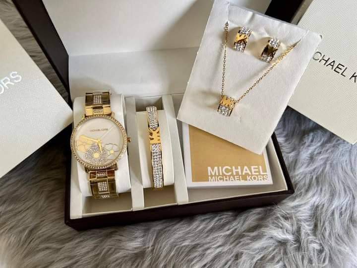 Michael Kors MK3746 Ritz Bracelet  Watch Gift Set In Silver  ASOS