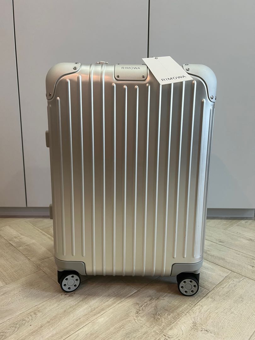 BNWT Rimowa Original Cabin Size