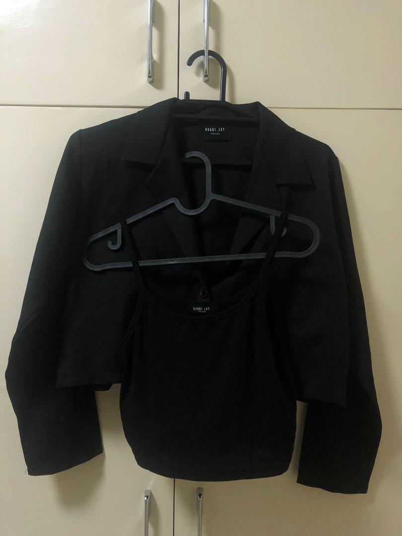 BOBBI JAY (korean brand) PAIR TOPS (Category: Longsleeves) located in Manila. Submitted by prelovedbynicolettie (Listing ID 1166796921, Image 1). Description: never used! cute, cropped top freesize no when worn GGX/SCO (w/ ₱10 charge) BDO/GCASH.