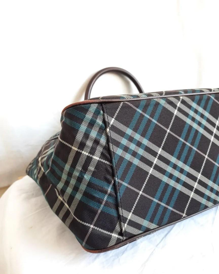 purple burberry purse