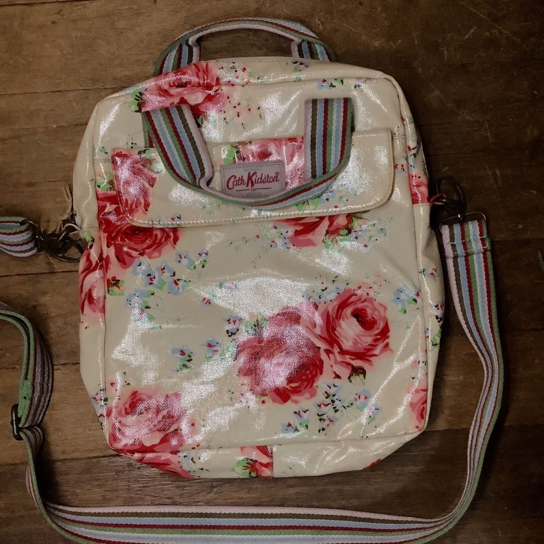 Cath Kidston Laptop Bag, Women's Fashion, Bags & Wallets, Crossbody Bags on Carousell