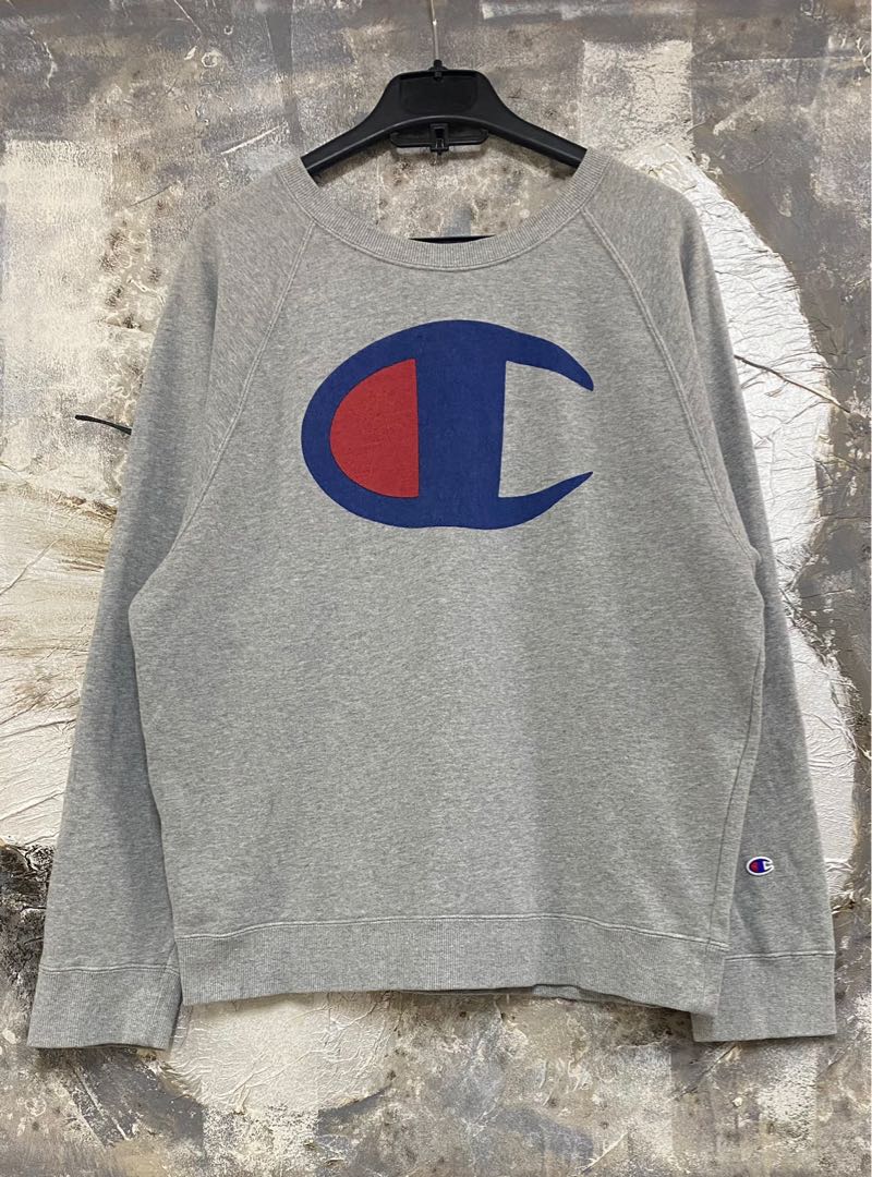 Champion sweater sales big c 304
