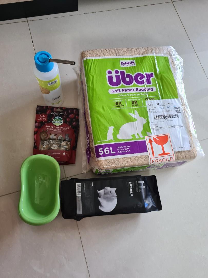 Clearing new hamster bedding and food, Pet Supplies, Pet Food on Carousell