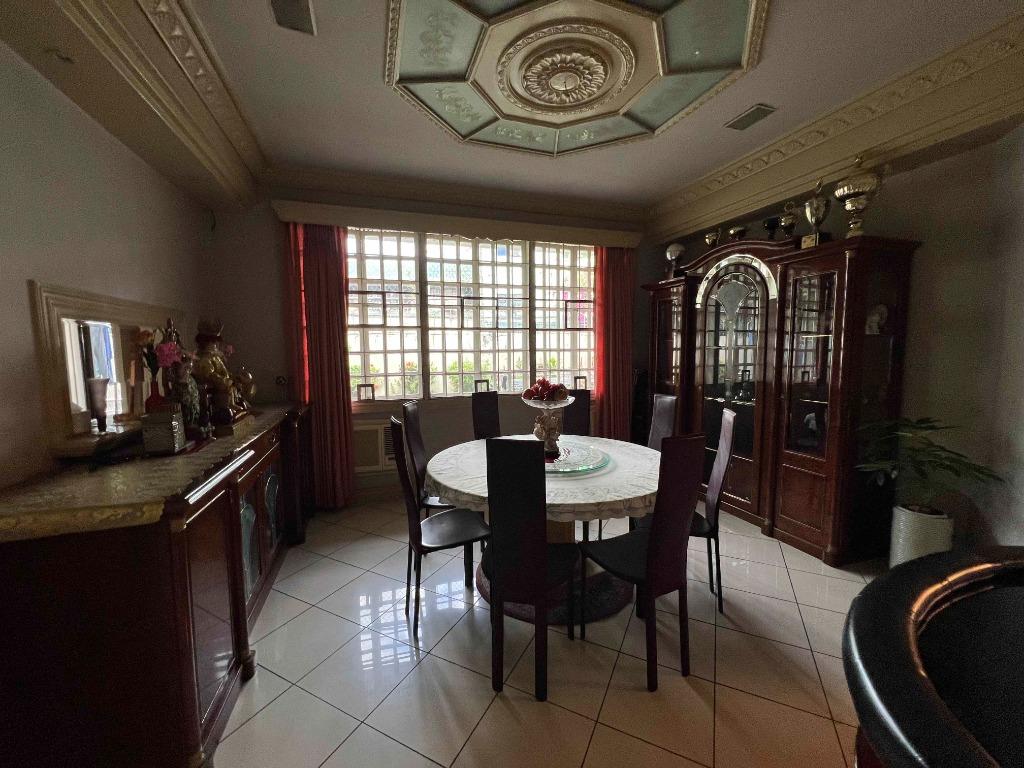 Commercial Property Building with House & Lot San Isidro Makati