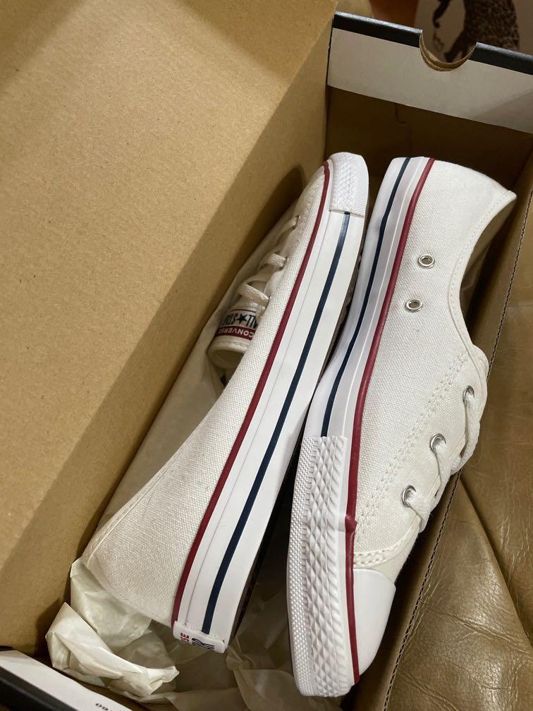 Chuck taylor all star dainty hotsell ballet lace slip white