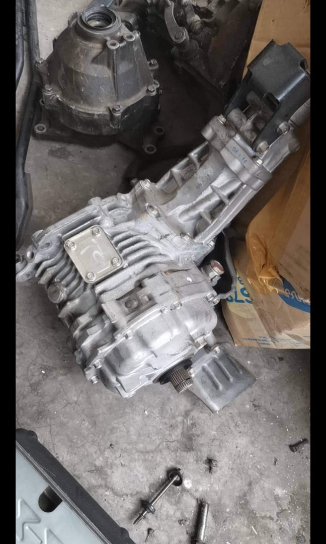 Evo x transfer case, Car Accessories, Accessories on Carousell