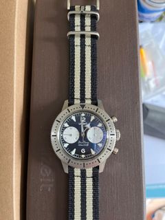 （分類：）位於 。 由 ttwatches 提交（商品編號 1166676619，圖片 1）。簡介： 。