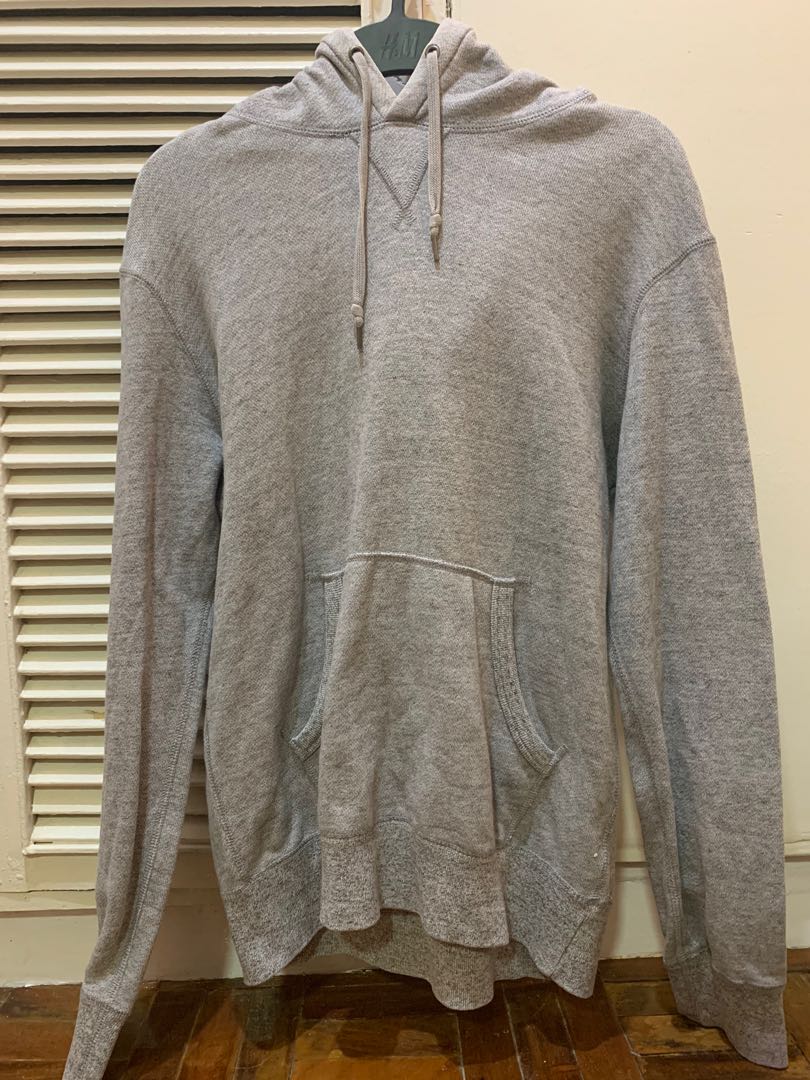 Gray Uniqlo Hoodie, Men's Fashion, Coats, Jackets and Outerwear on ...