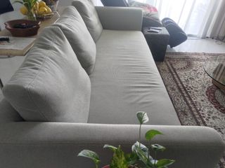 (Category: ) located in . Submitted by RT_YX (Listing ID 1166766227, Image 1). Description: .