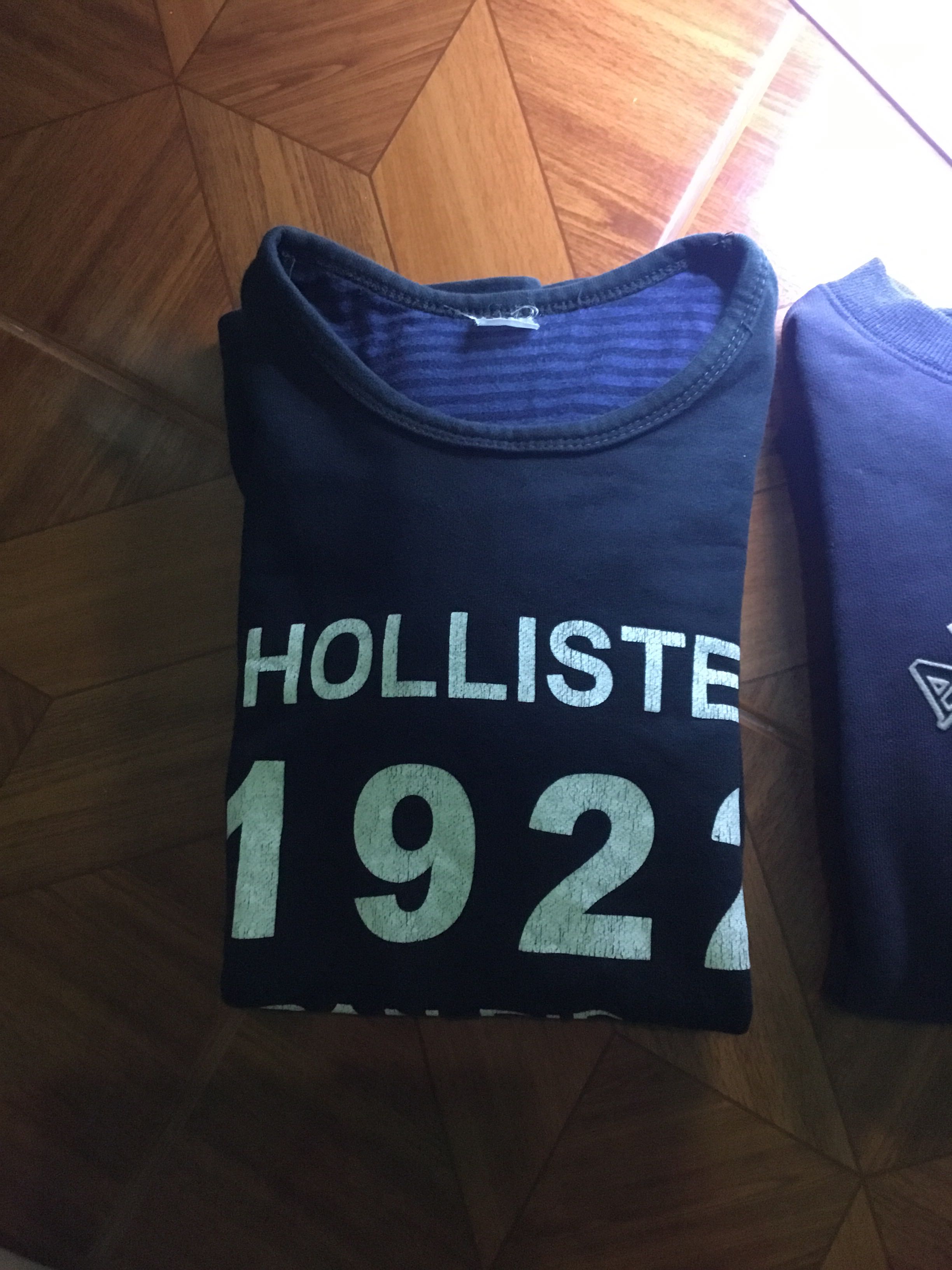 Hollister 1922 store