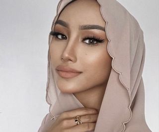 (Category: ) located in . Submitted by ijuswannahijab (Listing ID 1166766538, Image 1). Description: .