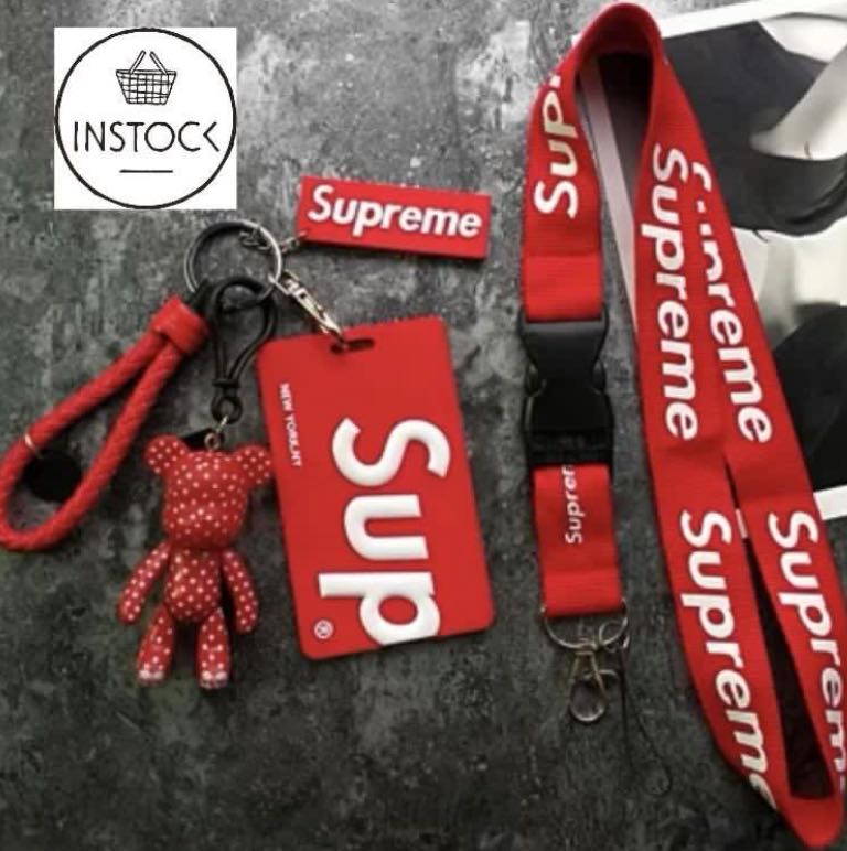 🚀INSTOCK Supreme Card Key Chain card 