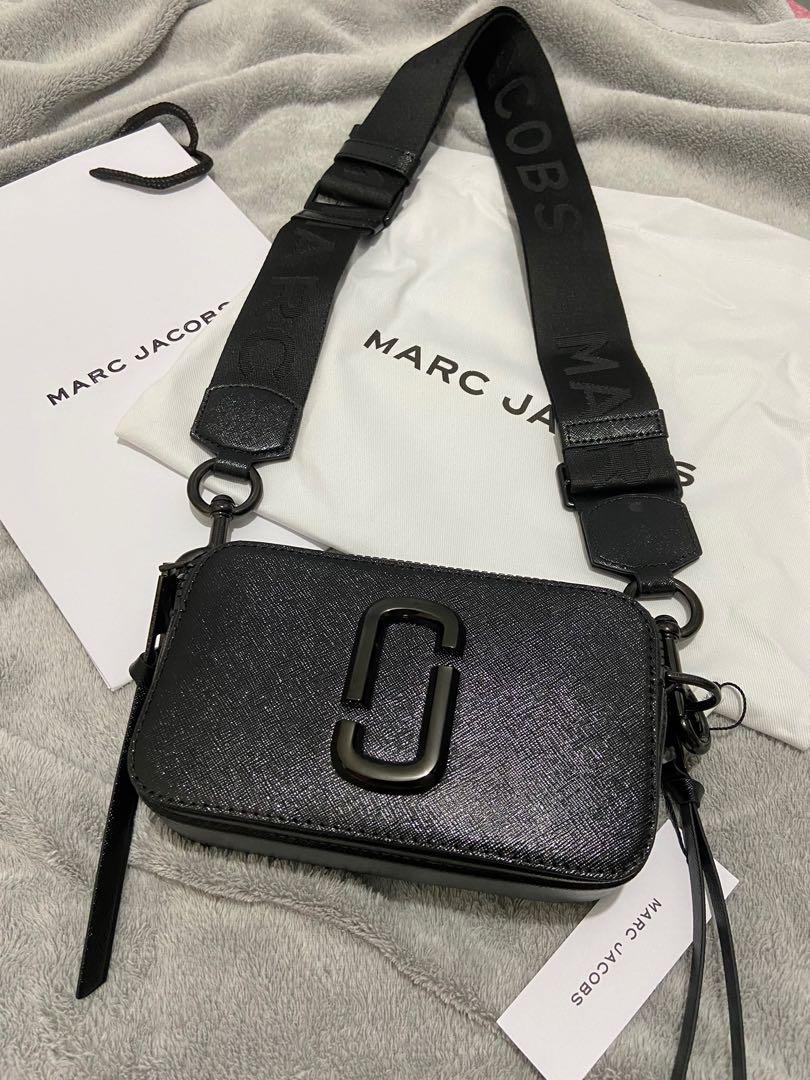 The Marc Jacobs The Snapshot black and orange shoulder bag