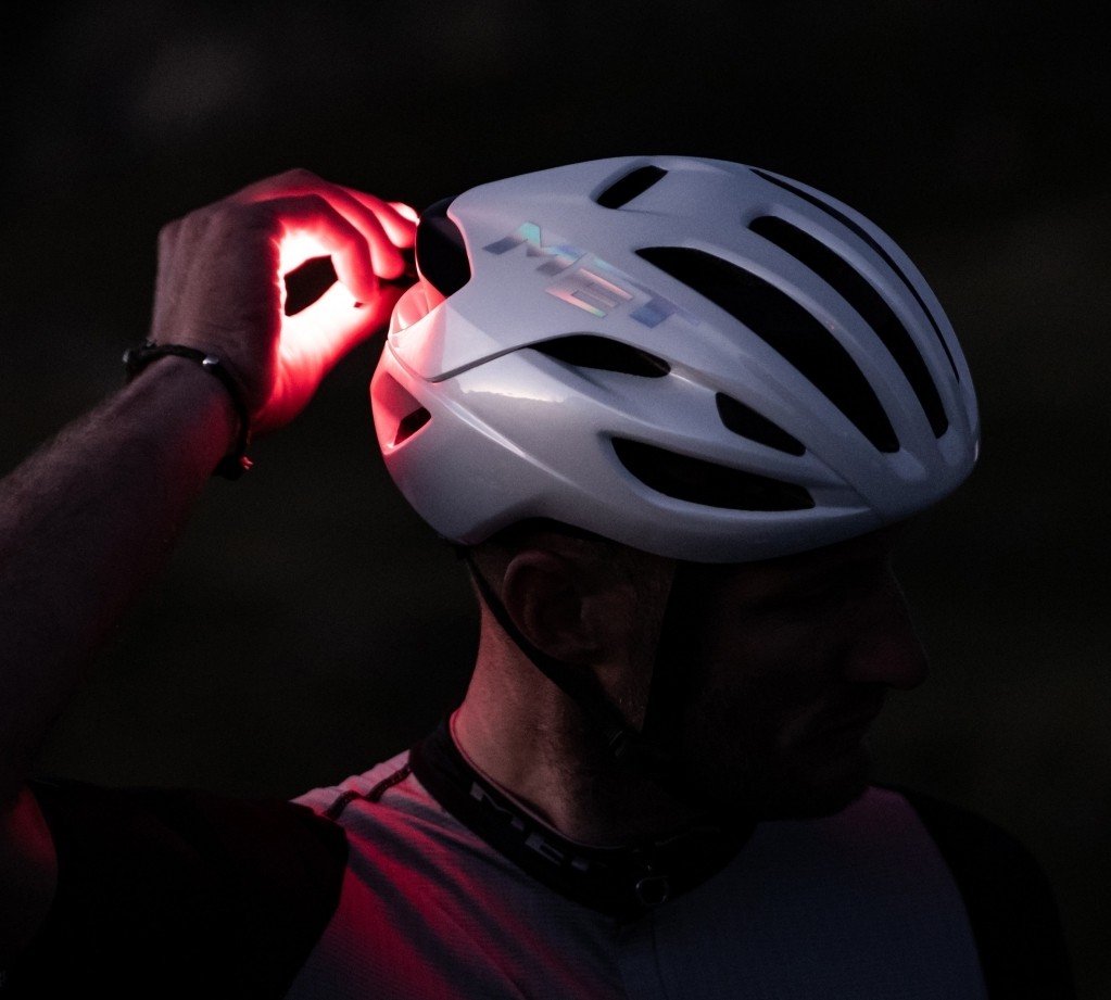 Hal Met Light Met Helmet Light, Sports Equipment, Bicycles & Parts, Parts ...