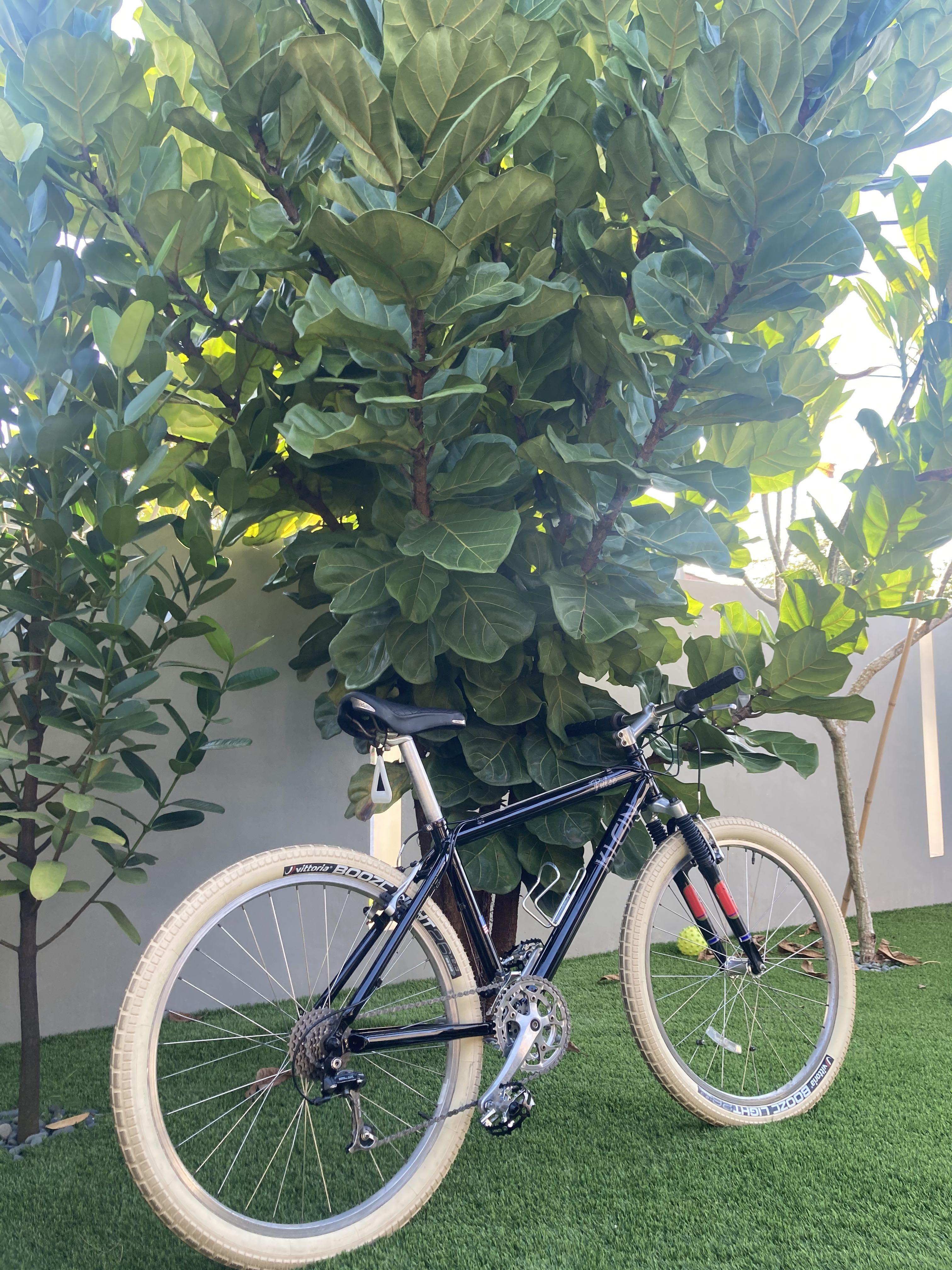 MTB Klein (Category: Bicycles) located in Melaka Tengah. Submitted by 41_wardrobe (Listing ID 1166802811, Image 1). Description: Takde masa nak ride Klein Pulse (restore) Made in Usa .