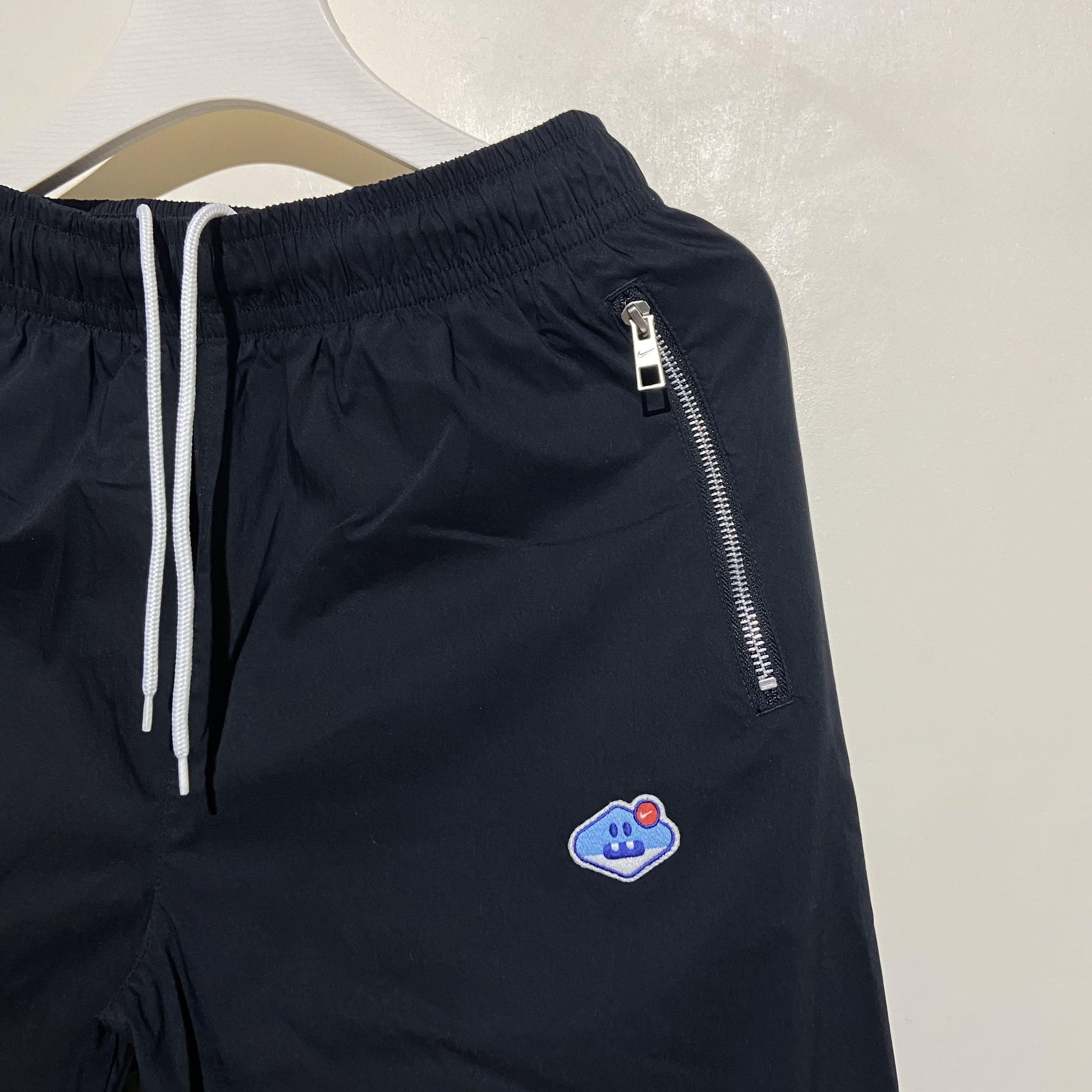 Nike Airmoji Woven Pants, Men's Fashion 