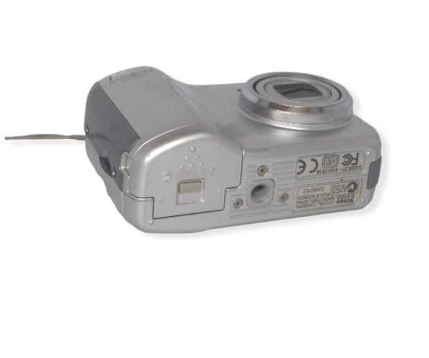 Nikon coolpix 4100, Photography, Cameras on Carousell