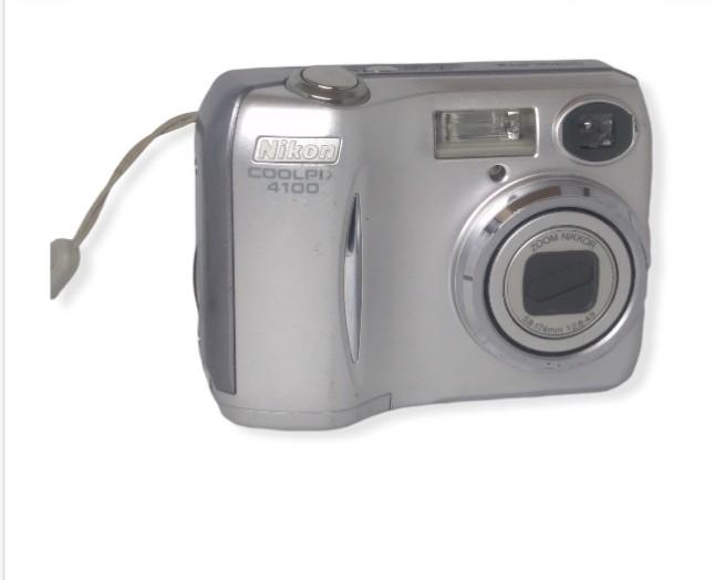 Nikon coolpix 4100, Photography, Cameras on Carousell