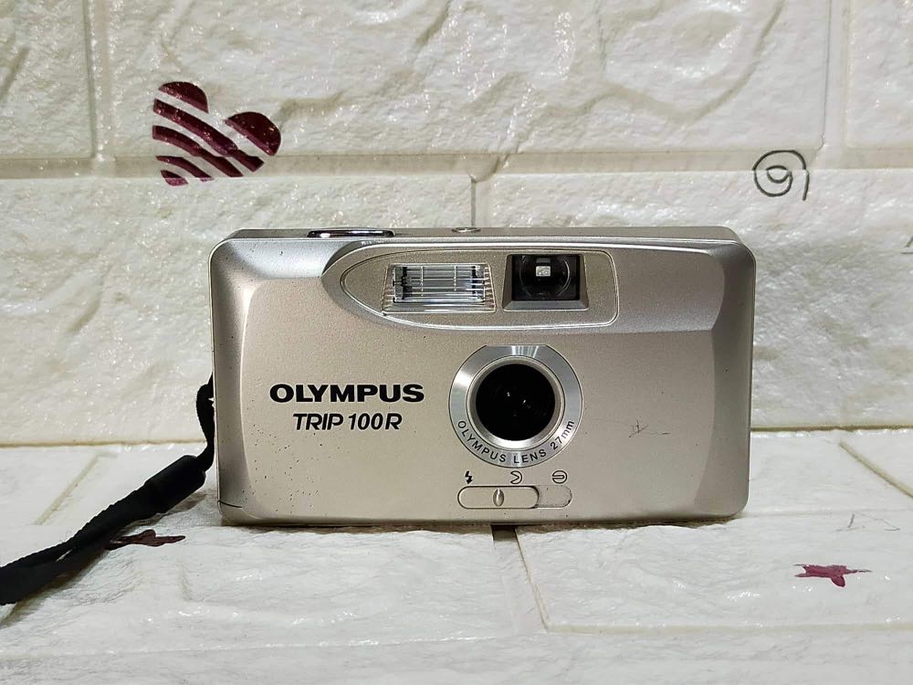 olympus trip 100r price