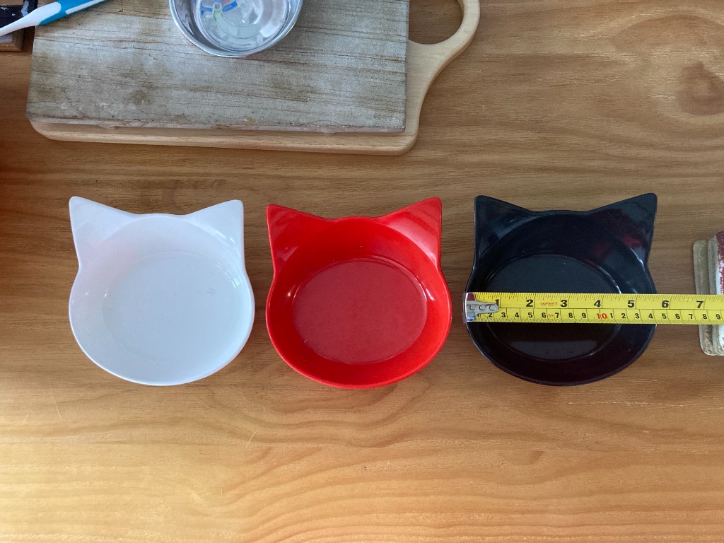 Pet food bowls, Pet Supplies, Homes & Other Pet Accessories on Carousell