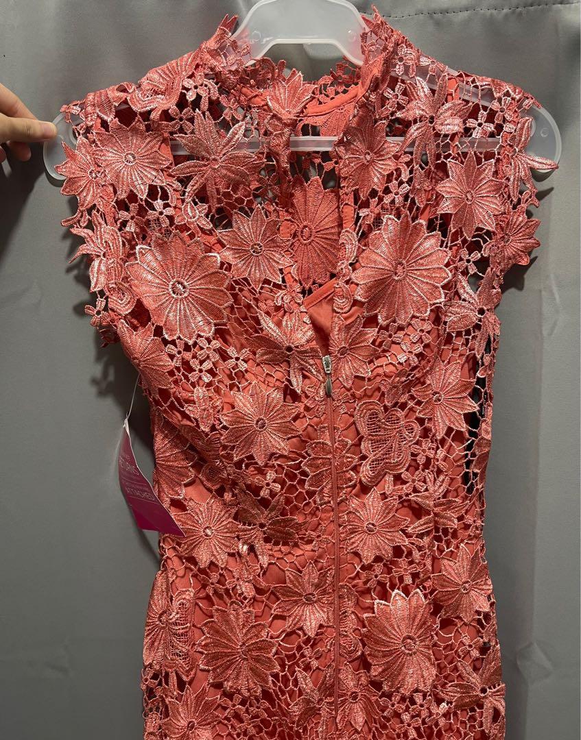 Pink Floral Dress (Category: Dresses) located in Quezon City. Submitted by lkeithsydavid (Listing ID 1166700984, Image 3). Description: Brand: Paperdolls Size: Small Bnew with tag!! Super ganda in person 💖 quality fabric Bought this for 2499.