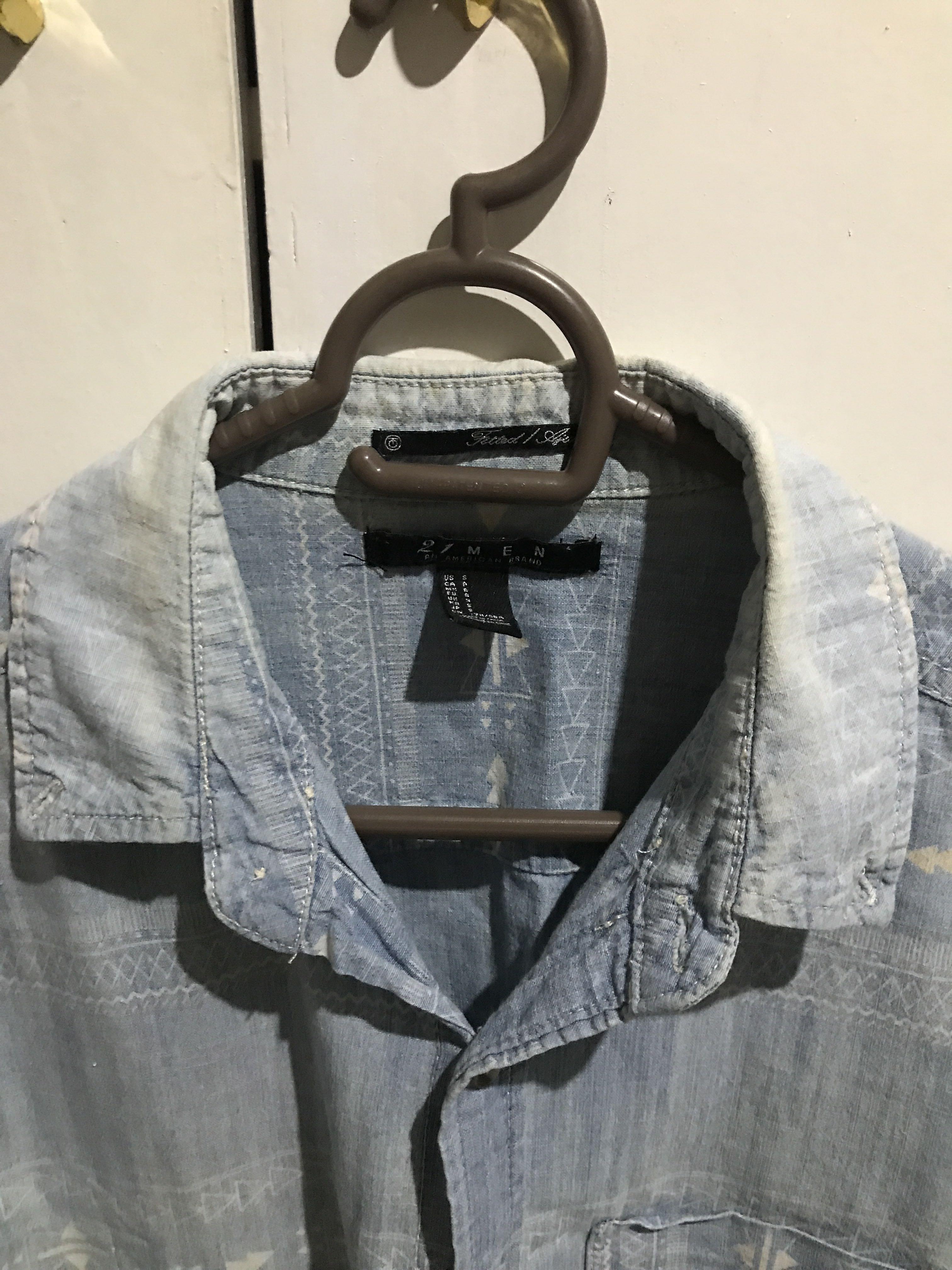 Polo studded longsleeves (Category: Tshirts & Polo Shirts ) located in Taguig. Submitted by yeslan (Listing ID 1166792061, Image 3). Description: .
