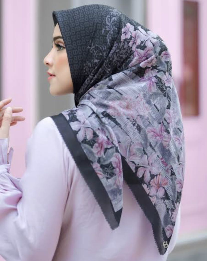 Women's Syari Hijab Scarves - Buttonscarves