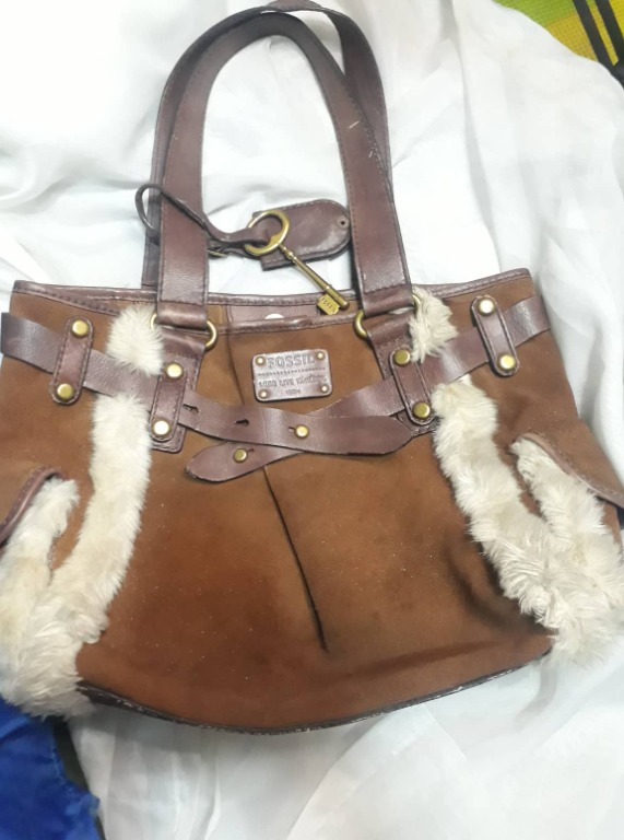 Preloved Fossil Vintage shoulder bag, Luxury, Bags & Wallets on Carousell