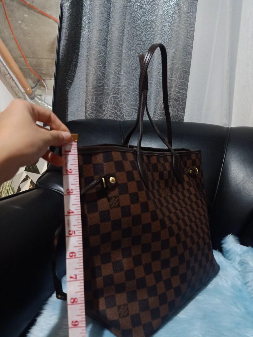 Preloved lv damier neverfull (Category: Luxury Bags & Wallets) located in Cebu City. Submitted by day.98 (Listing ID 1166803006, Image 2). Description: 🇯🇵from japan surplus 🇯🇵genune leather 🇯🇵coded 🇯🇵meduim size 🇯🇵with dust bag.