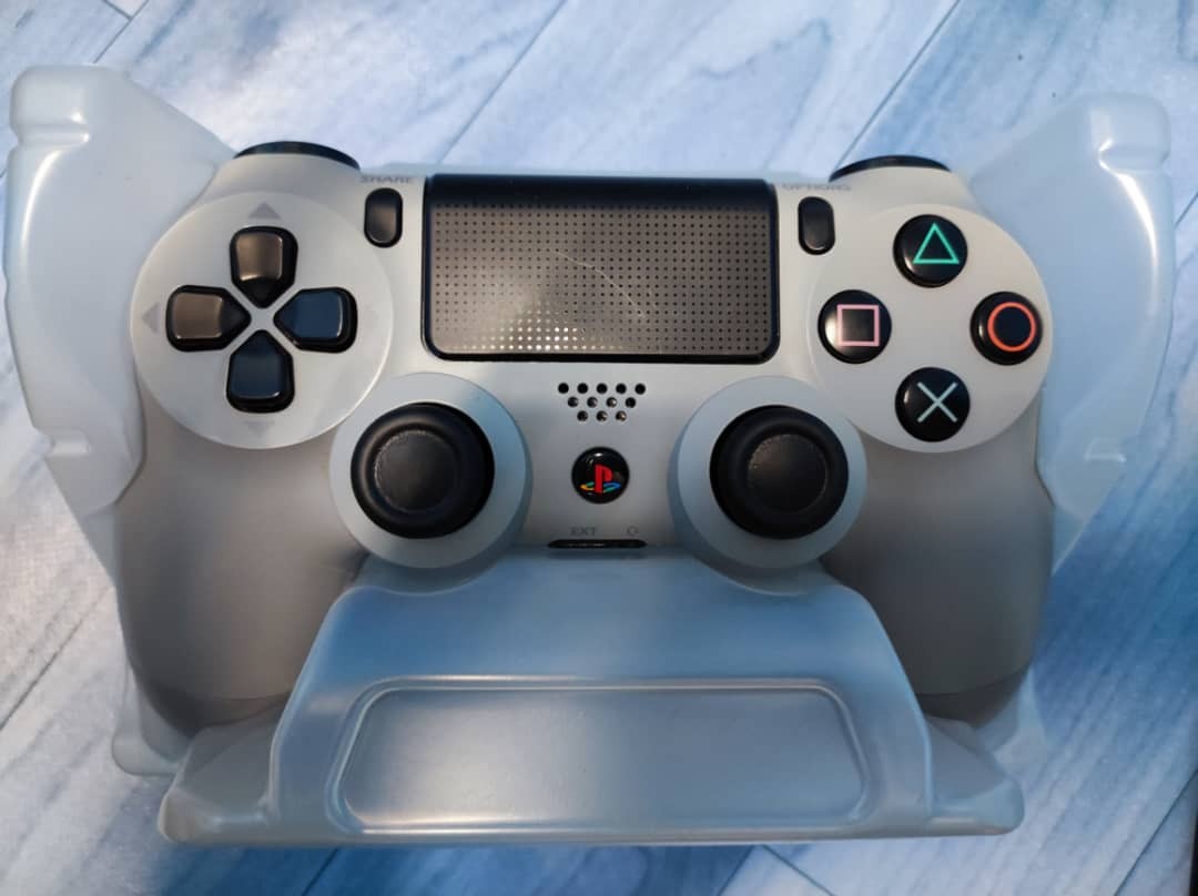 Ps4 playstation 4 controller limited with box and manual. Ps4 20th