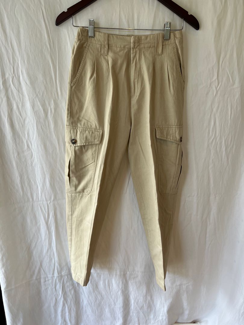 Pull bear khaki cargo pants Women s Fashion Bottoms Other