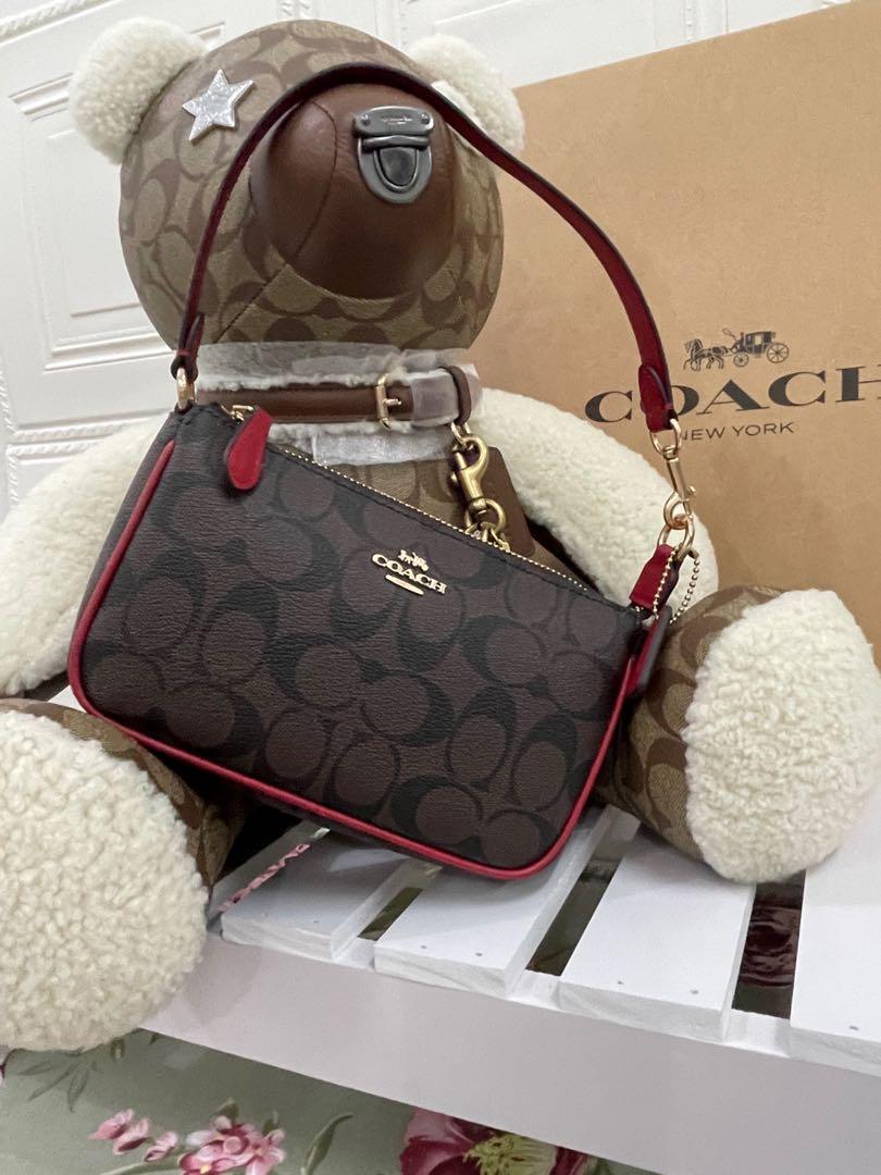 Coach discount nolita clutch