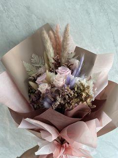 great for proposal! (ready stock/free delivery in east) large premium preserved dried flowers bouquet with pink roses