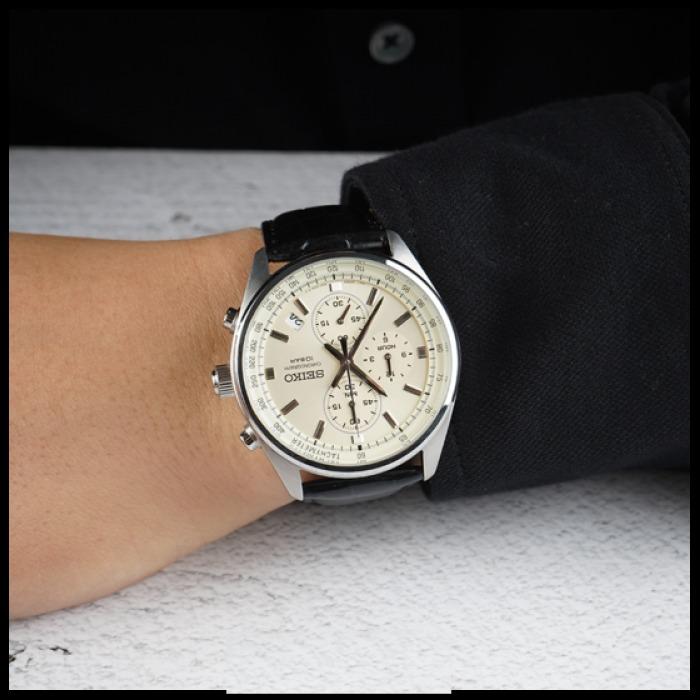 *RESTOCKED* Seiko SSB383P1 Chronograph Analog Black Leather Strap Men's