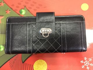 (Category: ) located in . Submitted by ruthypreloved (Listing ID 1166738737, Image 1). Description: .