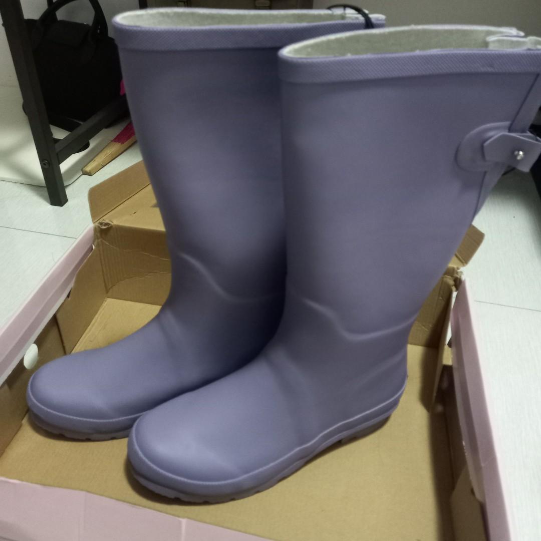 Serra Rain Boots US9 Womens Women s Fashion Footwear Boots on