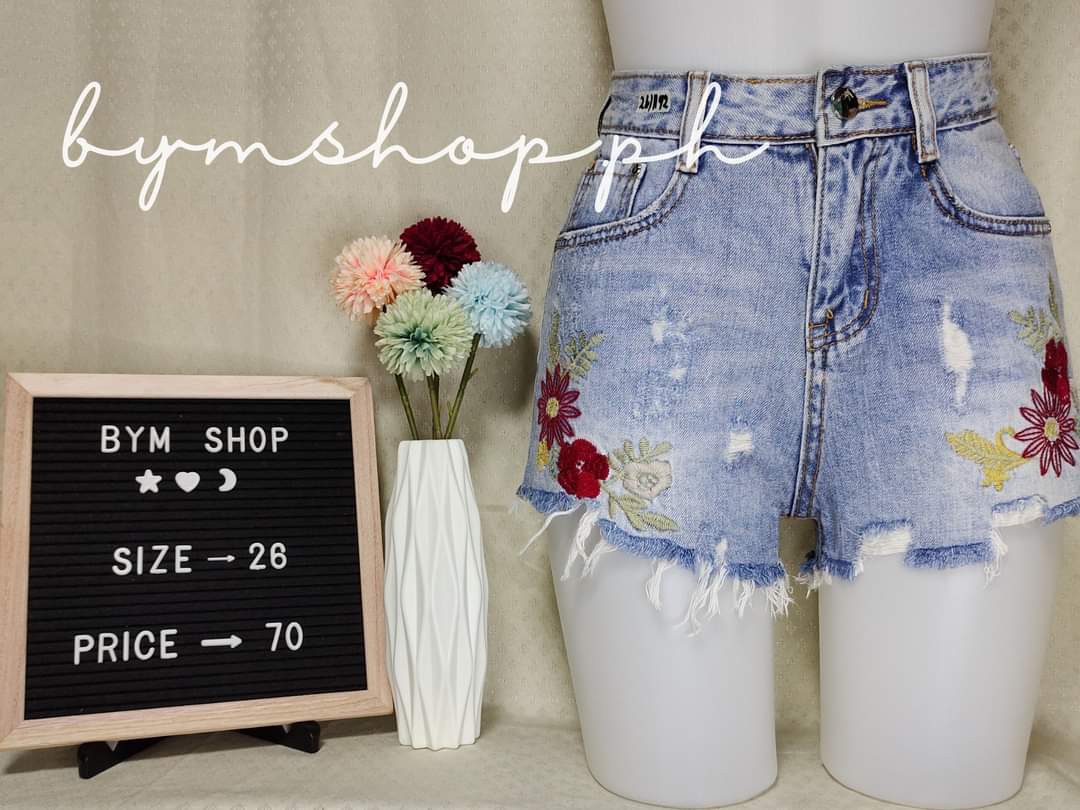 SIZE 26 HW DENIM SHORTS-, Women's 