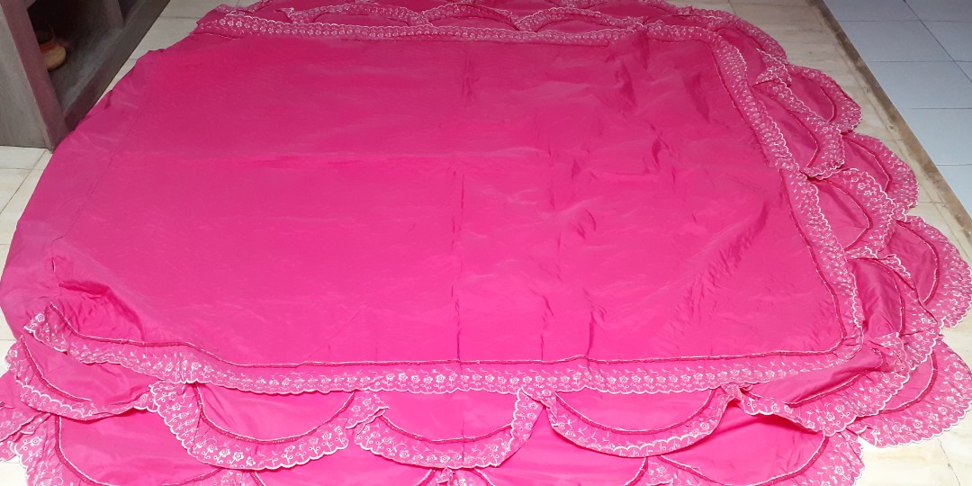 Sprei rampel lama, Antik, Lainnya di Carousell