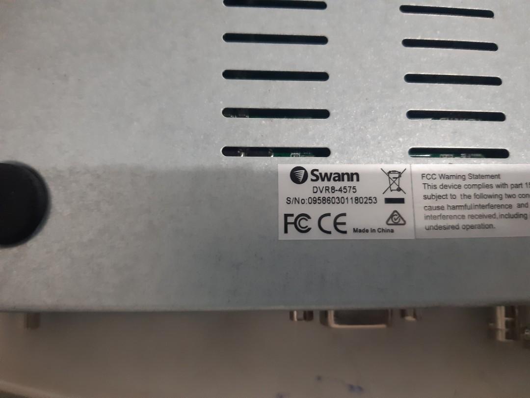 Swan DVR 1 tera (Category: Security Systems & CCTV Cameras) located in Taguig. Submitted by gongolly2007 (Listing ID 1166824184, Image 3). Description: Swan DVR good for 8 cameras 1 free hd camera 1 tera 220v Bought From Australia.