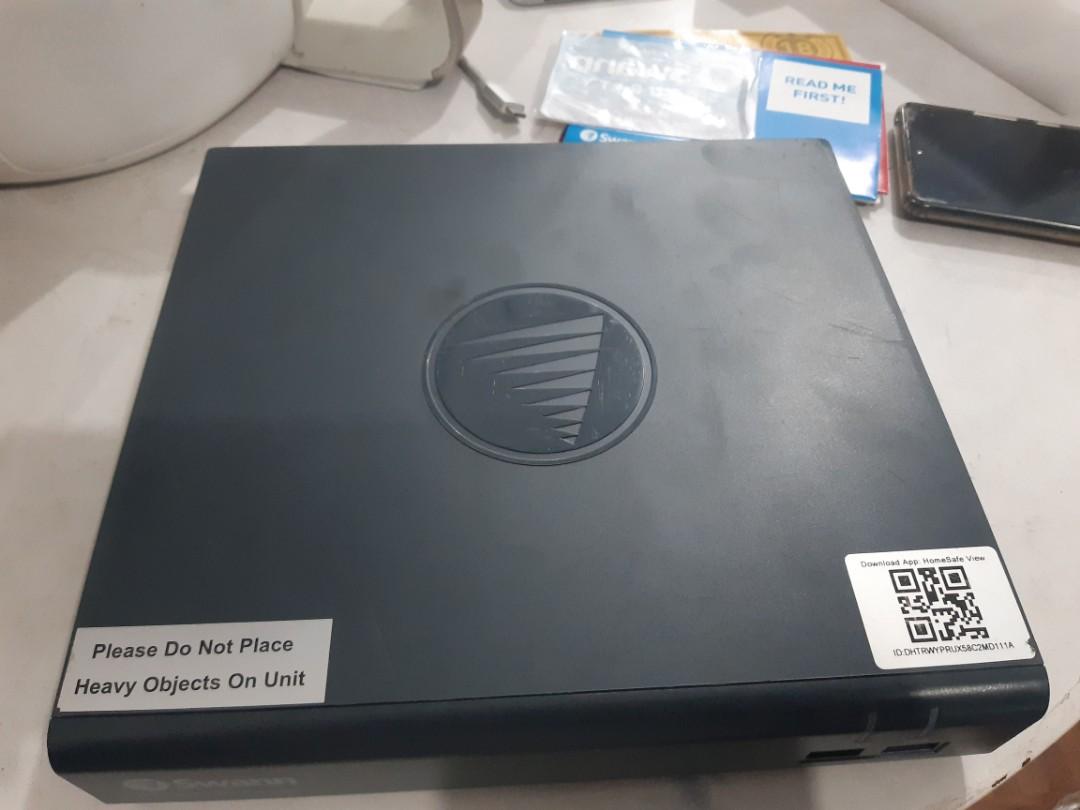 Swan DVR 1 tera (Category: Security Systems & CCTV Cameras) located in Taguig. Submitted by gongolly2007 (Listing ID 1166824184, Image 1). Description: Swan DVR good for 8 cameras 1 free hd camera 1 tera 220v Bought From Australia.