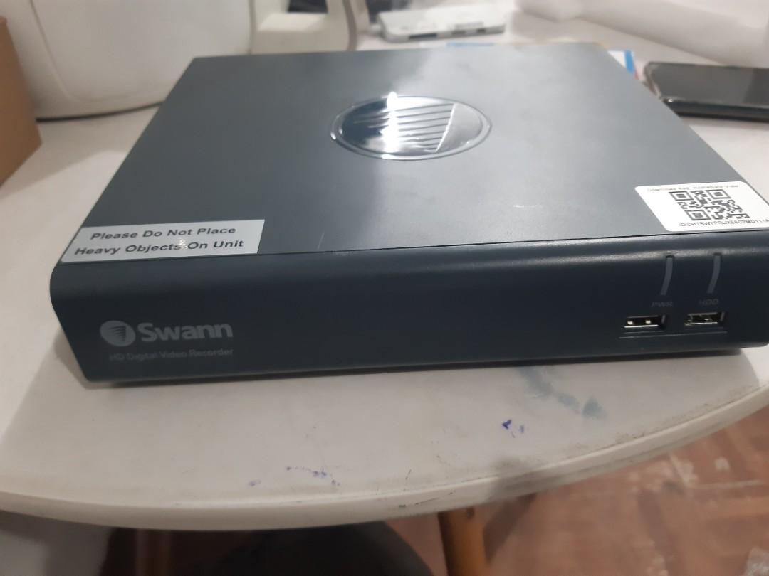 Swan DVR 1 tera (Category: Security Systems & CCTV Cameras) located in Taguig. Submitted by gongolly2007 (Listing ID 1166824184, Image 2). Description: Swan DVR good for 8 cameras 1 free hd camera 1 tera 220v Bought From Australia.