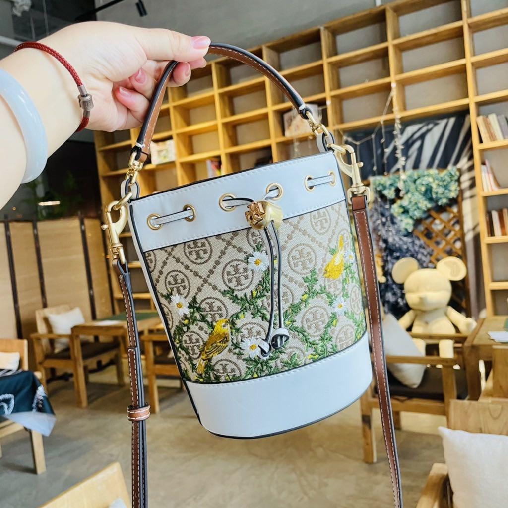 Tory Burch Fleming Soft Mini Bucket Bag, Women's Fashion, Bags & Wallets, Tote  Bags on Carousell