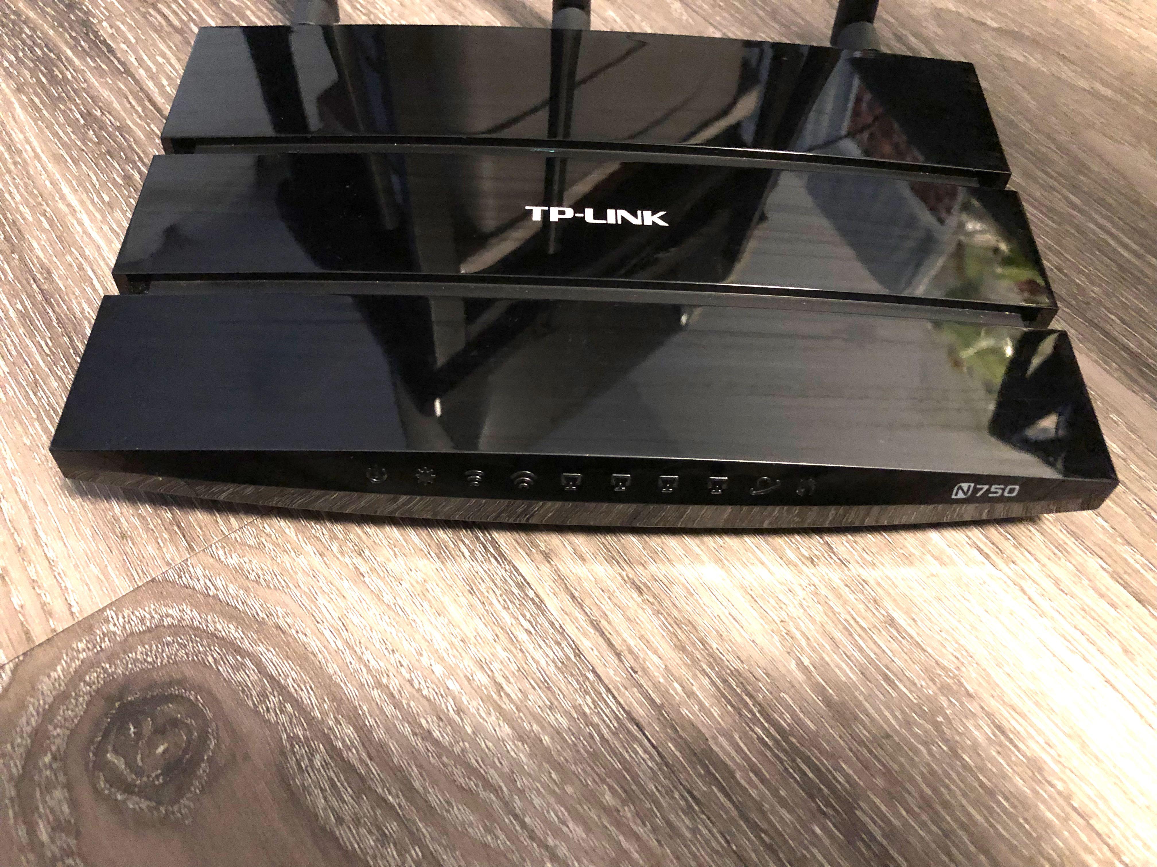 TP-Link N750 Router with USBx2, 電腦＆科技, 電腦周邊及配件, Wifi及上網相關產品 - Carousell