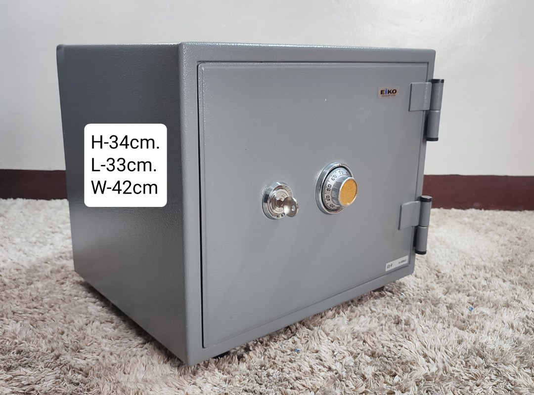 Vault safety storage, Furniture & Home Living, Security & Locks, Safe