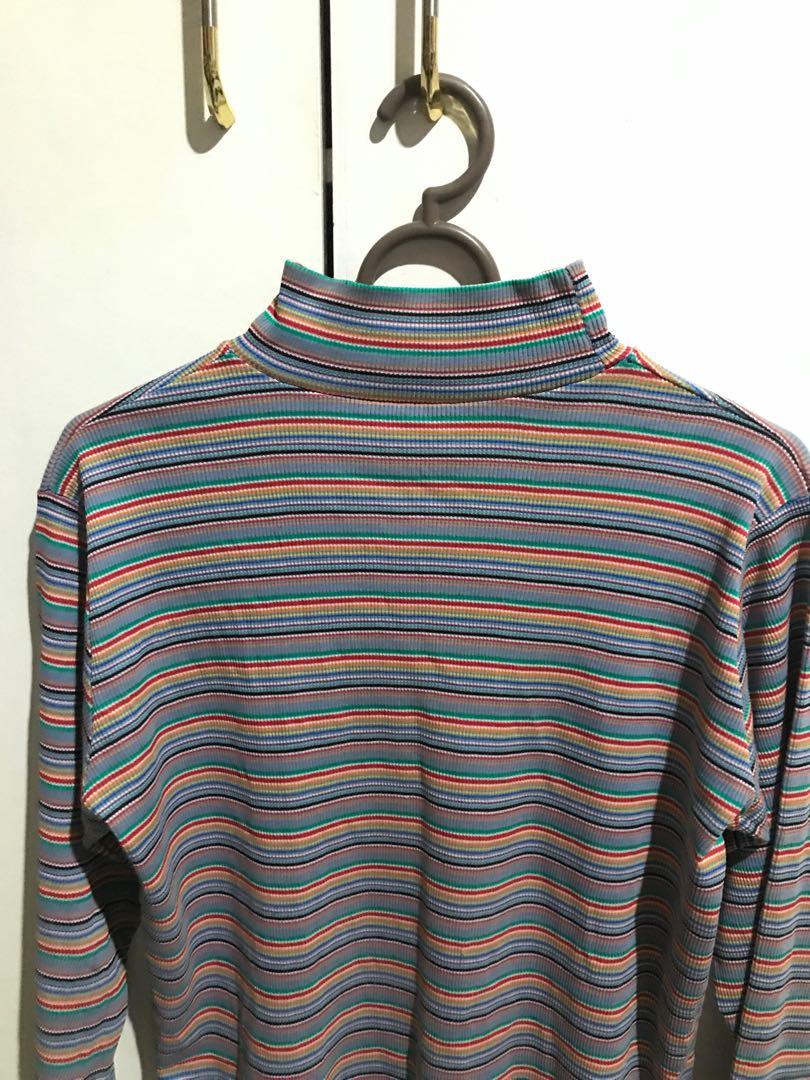 Vintage Retro vibe longsleeves (Category: Longsleeves) located in Taguig. Submitted by yeslan (Listing ID 1166792269, Image 1). Description: .